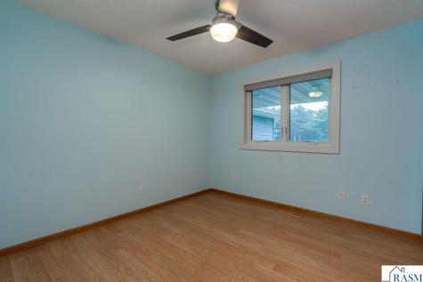 102 Loraine Drive Lake Crystal MN 56055