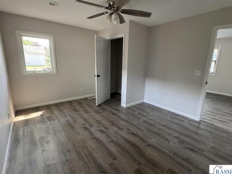 291 NW 1st Street Wells MN 56097
