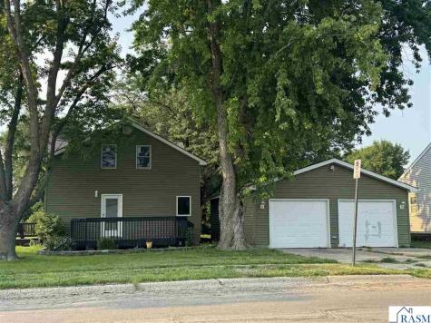 291 NW 1st Street Wells MN 56097
