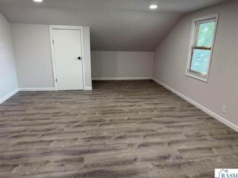 291 NW 1st Street Wells MN 56097