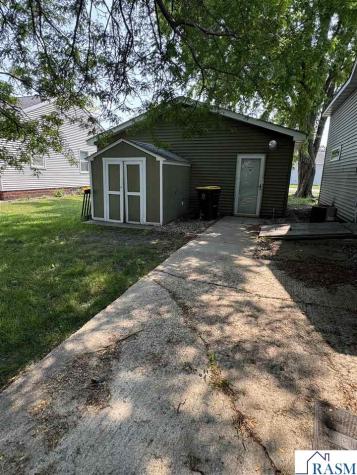 291 NW 1st Street Wells MN 56097