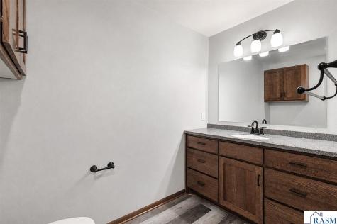 122 Cox Avenue SW Madelia MN 56062