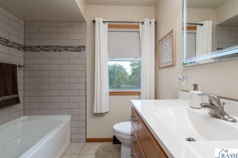 48186 Old River Bluff Road St. Peter MN 56082