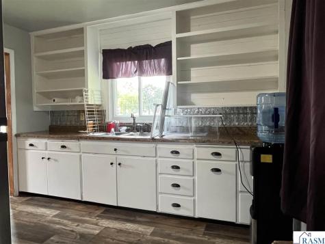 709 11th Avenue North St. James MN 56081