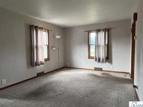 709 11th Avenue North St. James MN 56081