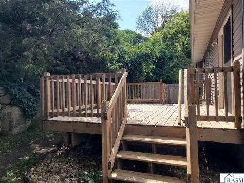 2327 Lake Avenue New Ulm MN 56073