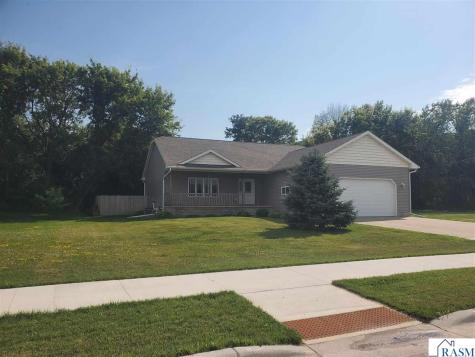 2327 Lake Avenue New Ulm MN 56073