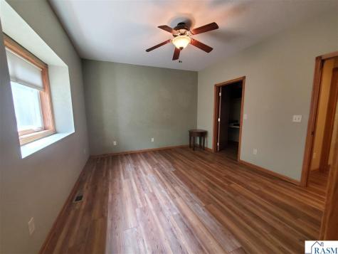 2327 Lake Avenue New Ulm MN 56073
