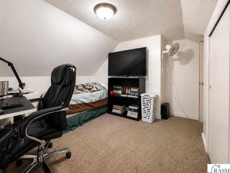 1017 N 6th Street Mankato MN 56001