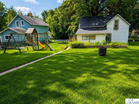 1017 N 6th Street Mankato MN 56001