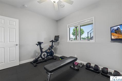 2294 Balsam Drive North Mankato MN 56003