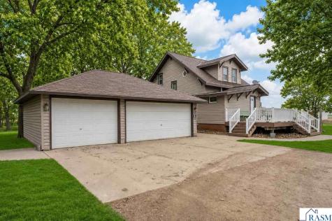 73681 290th Street St. James MN 56081