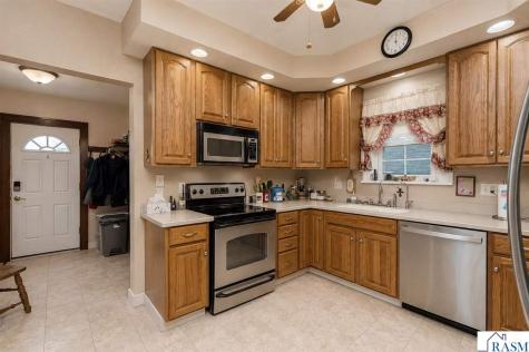 73681 290th Street St. James MN 56081