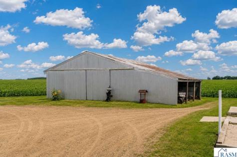 73681 290th Street St. James MN 56081