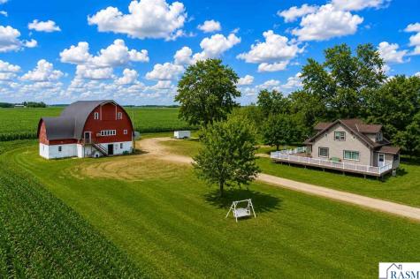 73681 290th Street St. James MN 56081