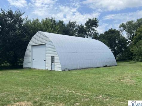 41701 770th Avenue St. James MN 56081