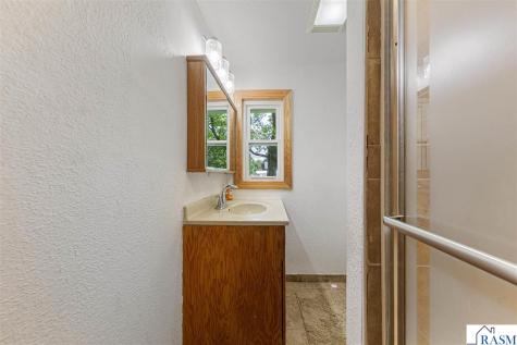 213 S Finch Street Mankato MN 56001