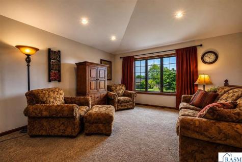 1324 Augusta Drive Mankato MN 56001