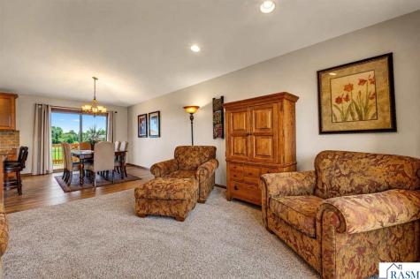 1324 Augusta Drive Mankato MN 56001