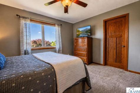 1324 Augusta Drive Mankato MN 56001
