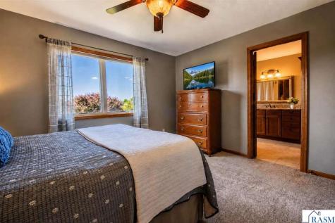 1324 Augusta Drive Mankato MN 56001