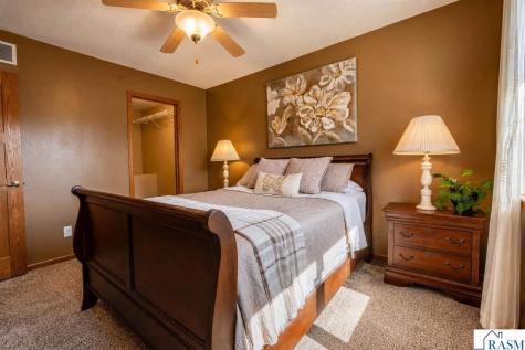 1324 Augusta Drive Mankato MN 56001
