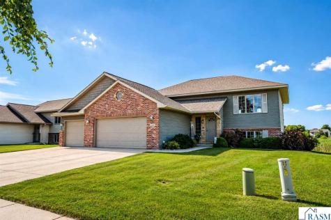 1324 Augusta Drive Mankato MN 56001