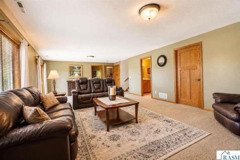 1324 Augusta Drive Mankato MN 56001
