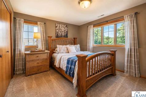 1324 Augusta Drive Mankato MN 56001