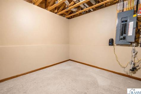 1324 Augusta Drive Mankato MN 56001