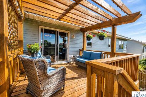 1324 Augusta Drive Mankato MN 56001