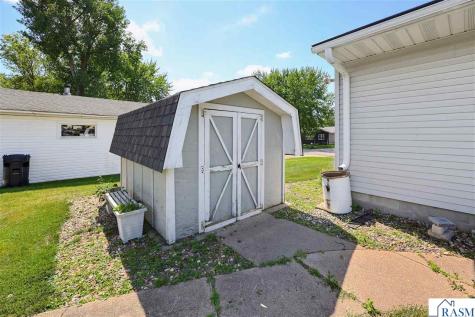 108 N Park Street Fairfax MN 55332