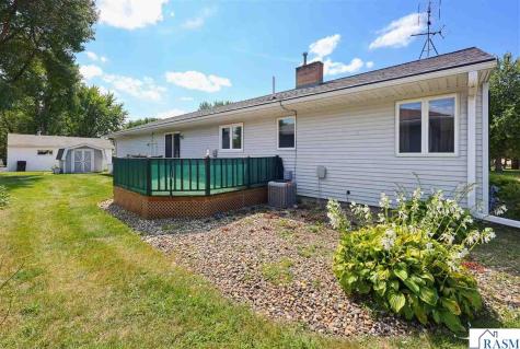108 N Park Street Fairfax MN 55332