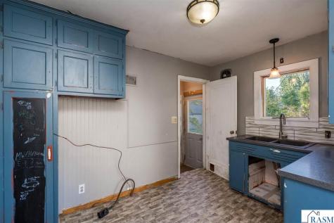 422 4th Street Nicollet MN 56074