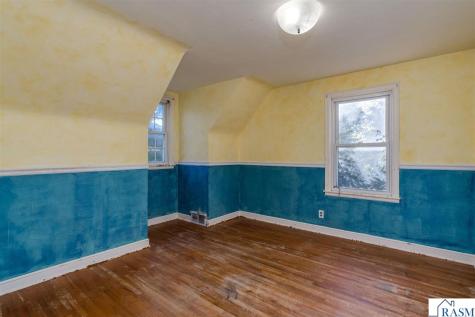 422 4th Street Nicollet MN 56074