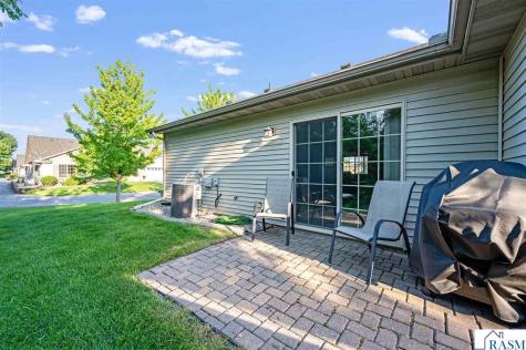 120 Nicklaus Path Mankato MN 56001