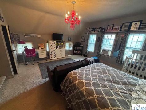210 N 3rd Street St. Peter MN 56082