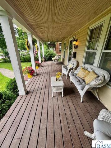 210 N 3rd Street St. Peter MN 56082