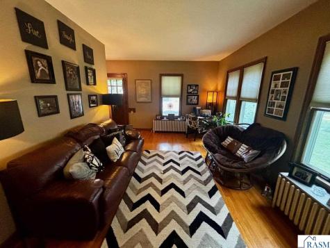 210 N 3rd Street St. Peter MN 56082