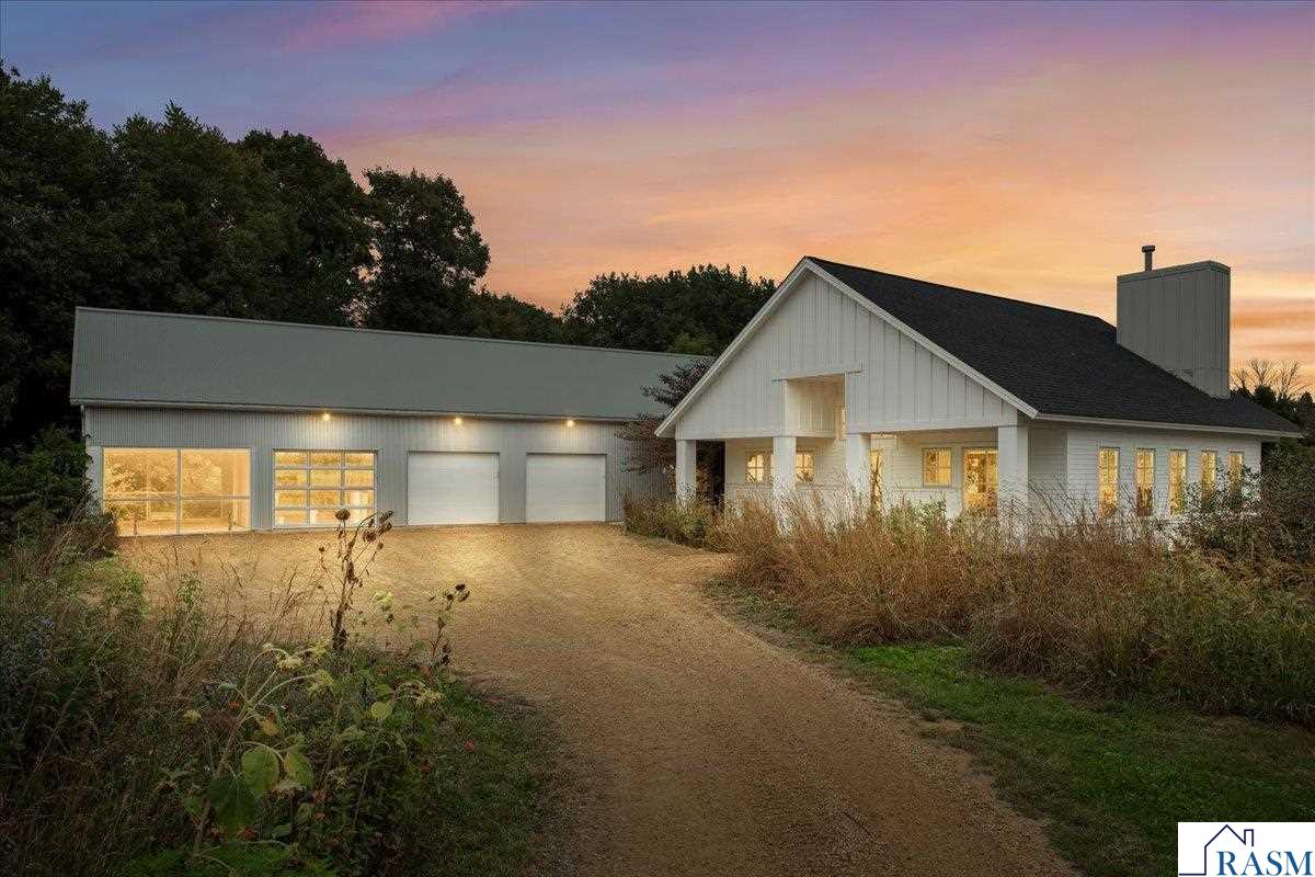 35294 382nd Street St. Peter MN 56082
