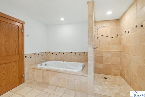 35294 382nd Street St. Peter MN 56082
