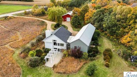 35294 382nd Street St. Peter MN 56082
