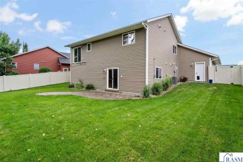 124 Harbor Hill Drive Mankato MN 56001