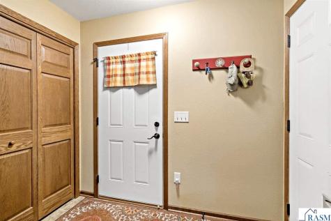 124 Harbor Hill Drive Mankato MN 56001