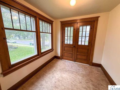 214 Broadway Hanska MN 56041