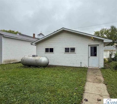 214 Broadway Hanska MN 56041