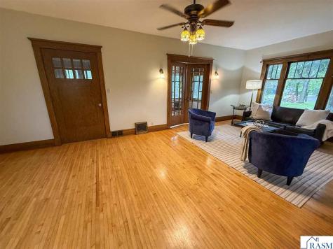 214 Broadway Hanska MN 56041