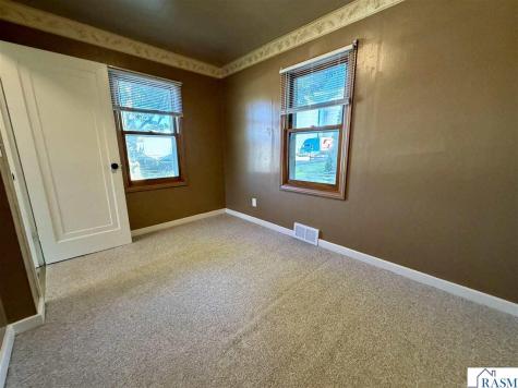 113 NE 3rd Avenue Sleepy Eye MN 56085