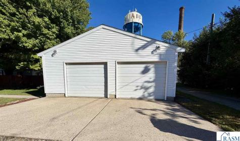 113 NE 3rd Avenue Sleepy Eye MN 56085