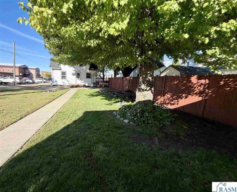 113 NE 3rd Avenue Sleepy Eye MN 56085